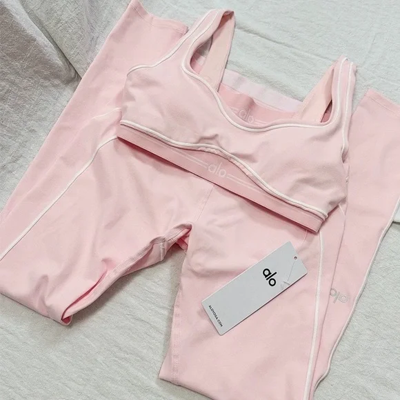 ALO Yoga Women's Blush Pink Sports Bra And Pants Set